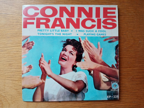 Accords et paroles Pretty Little Baby Connie Francis