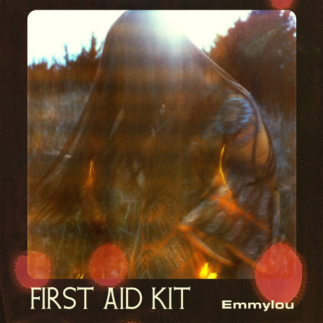 Accords et paroles I Just Needed A Friend First Aid Kit