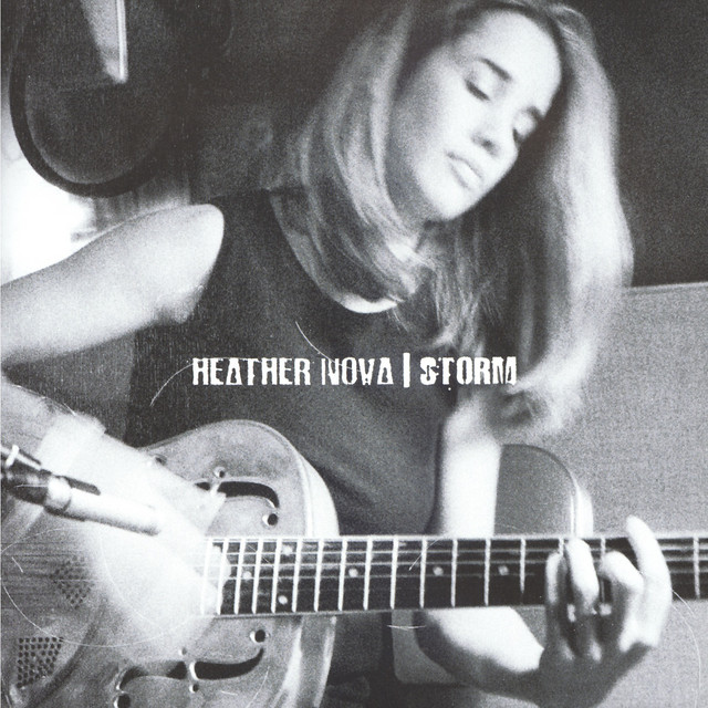 Accords et paroles You Left Me A Song Heather Nova