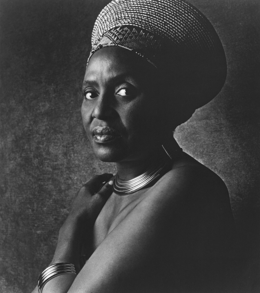 Accords et paroles The Click Song Aka Qongqothwane Miriam Makeba