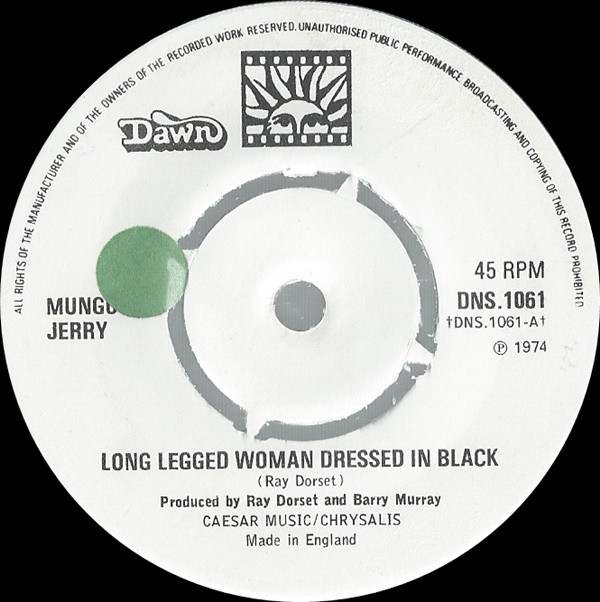 Accords et paroles Long Legged Woman Dressed In Black Mungo Jerry