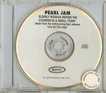 Accords et paroles Small Town Pearl Jam