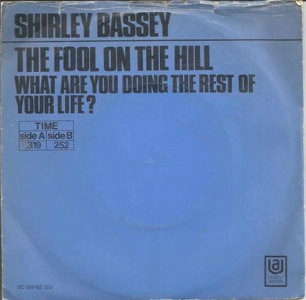 Accords et paroles The Fool On The Hill Shirley Bassey