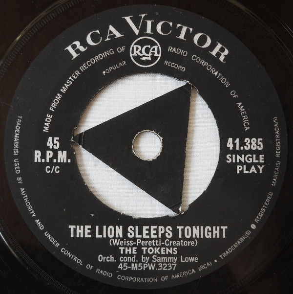 Accords et paroles The Lion Sleeps Tonight The Tokens